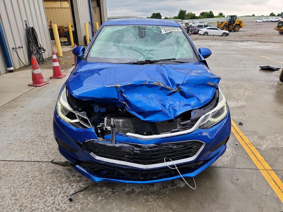 2016 Chevrolet Cruze მანქანა იყიდება აუქციონზე, vin: 1G1BE5SM8G7310852, აუქციონის ნომერი: 57634016