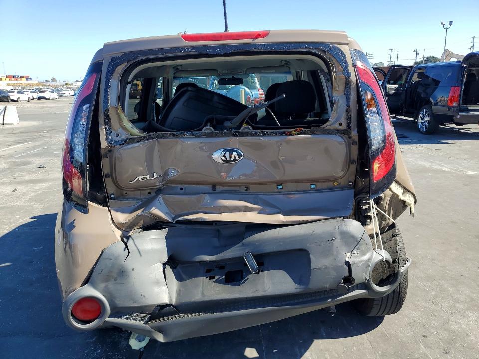Продаж на аукціоні авто 2015 Kia Soul, vin: KNDJN2A23F7150878, номер лоту: 58307816