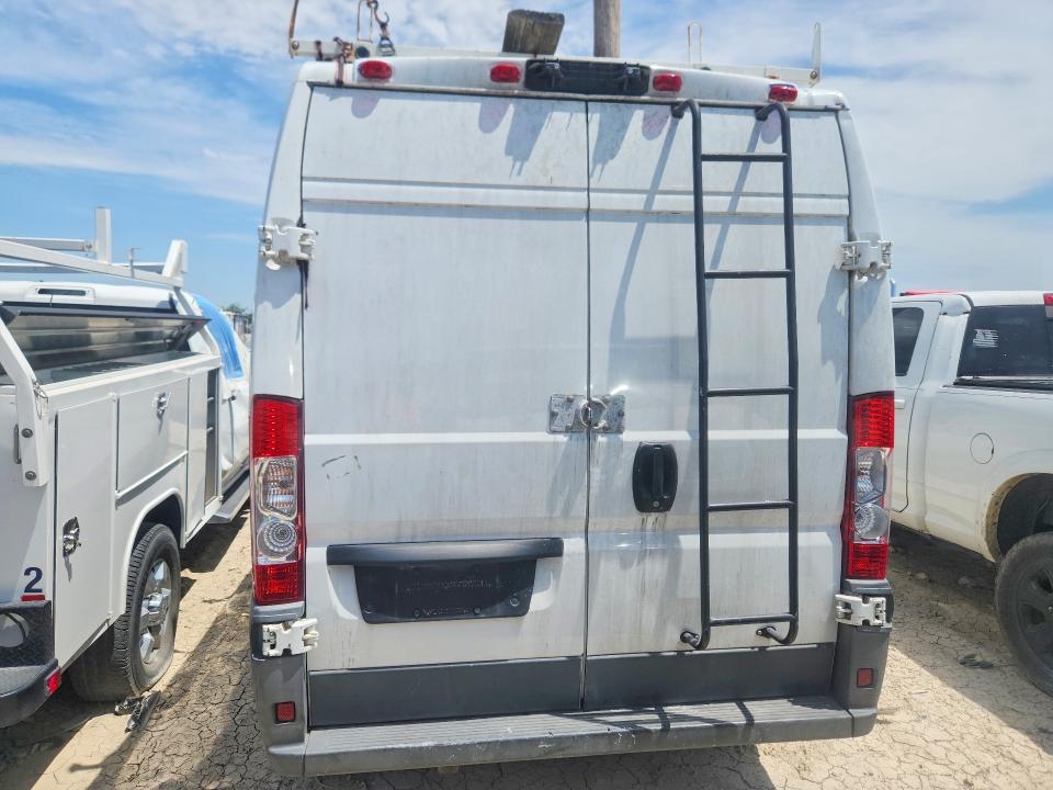 58145216 :رقم المزاد ، 3C6TRVDG0EE109359 vin ، 2014 Ram Promaster 2500 مزاد بيع