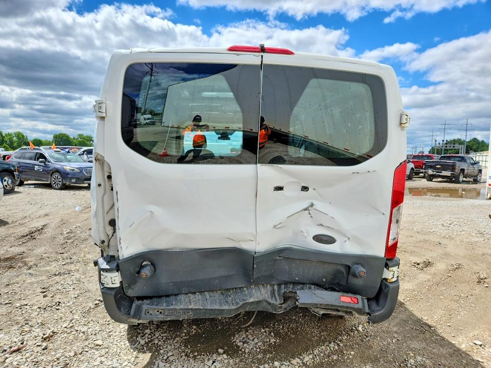 2015 Ford Transit მანქანა იყიდება აუქციონზე, vin: 1FTNE2YM4FKA32263, აუქციონის ნომერი: 52687696
