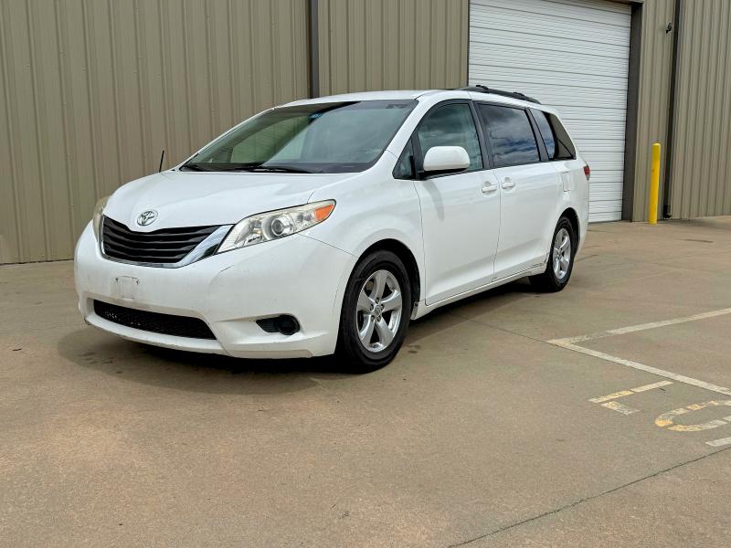 Продаж на аукціоні авто 2014 Toyota Sienna, vin: 5TDKK3DC8ES511162, номер лоту: 56883206