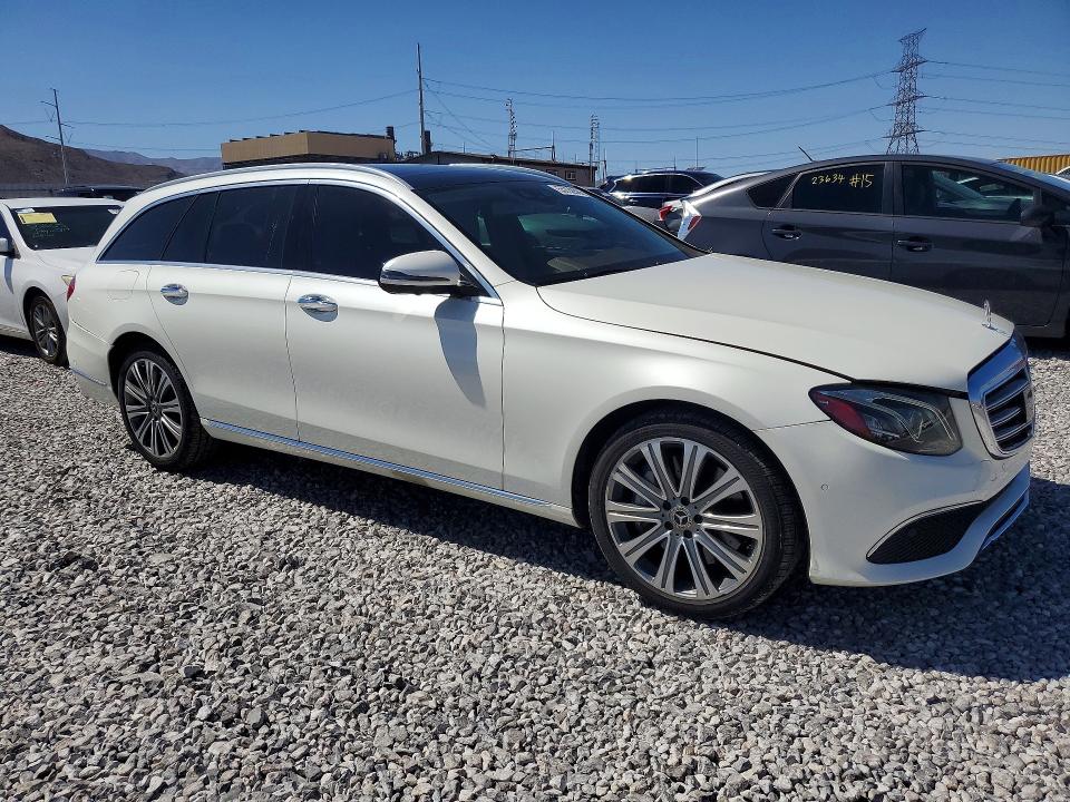 Продажа на аукционе авто 2019 Mercedes-benz E, vin: WDDZH6JB2KA607975, номер лота: 55792866