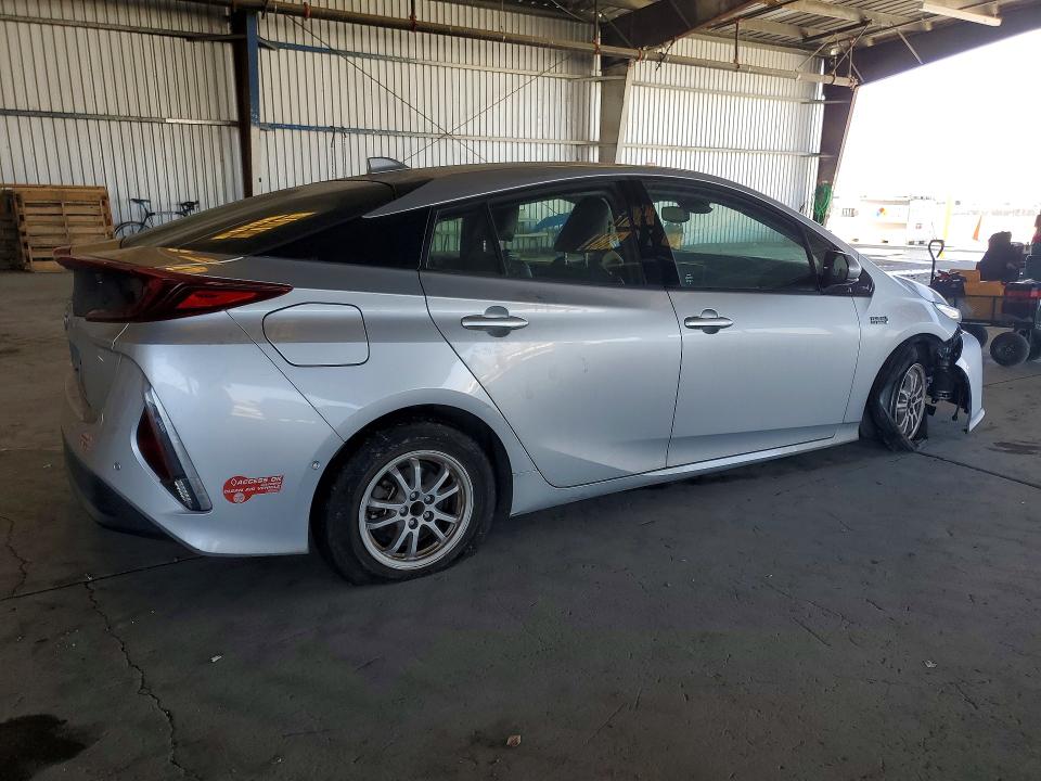 Продажа на аукционе авто 2017 Toyota Prius Prime, vin: JTDKARFP5H3068111, номер лота: 58588916