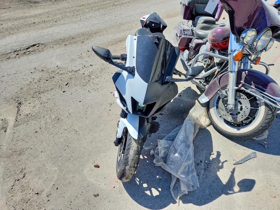 2025 Yamaha Yzfr7 მანქანა იყიდება აუქციონზე, vin: JYARM38E3SA017008, აუქციონის ნომერი: 57329316