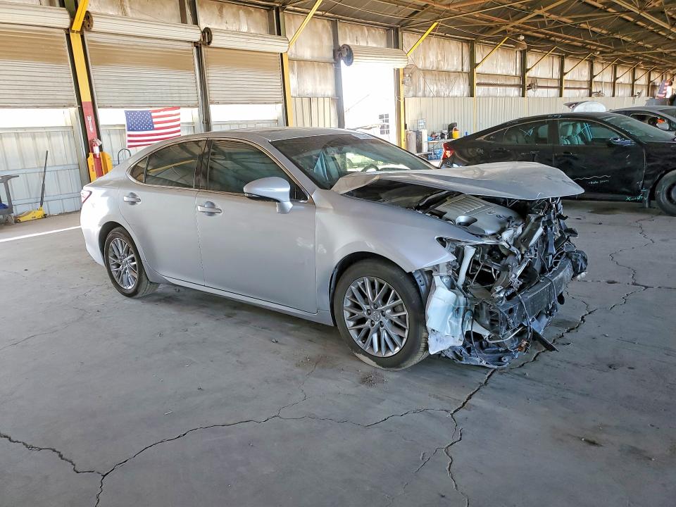 56336306 :رقم المزاد ، 58ABK1GG9GU006799 vin ، 2016 Lexus Es مزاد بيع
