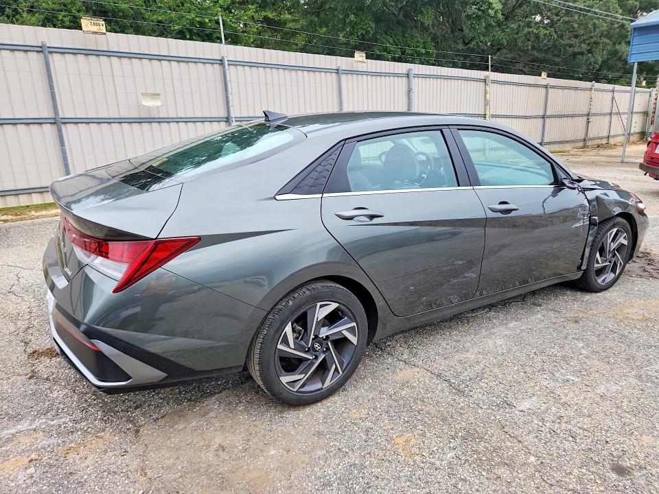 2024 Hyundai Elantra მანქანა იყიდება აუქციონზე, vin: KMHLP4DG2RU791835, აუქციონის ნომერი: 55917386