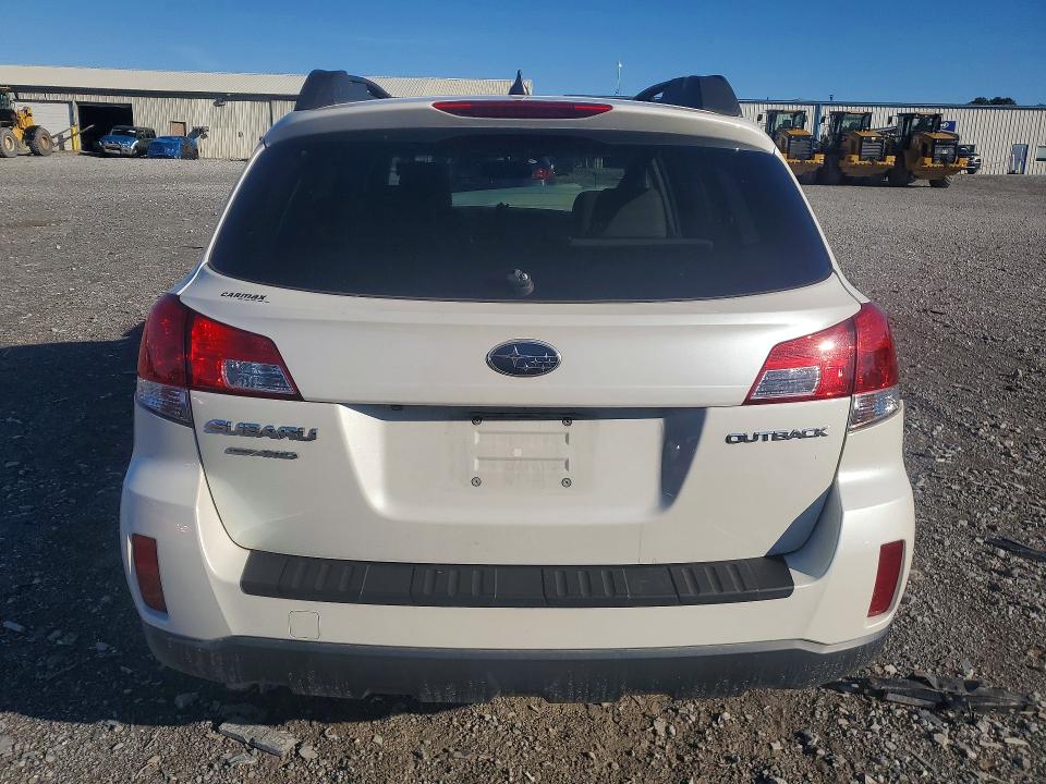 57386996 :رقم المزاد ، 4S4BRCLC6E3258031 vin ، 2014 Subaru Outback مزاد بيع