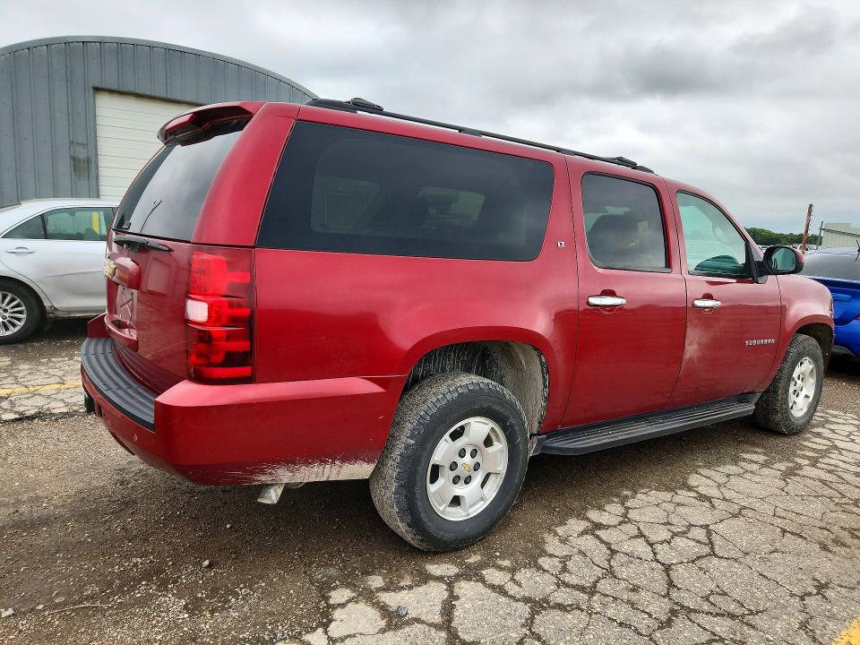 2014 Chevrolet Suburban მანქანა იყიდება აუქციონზე, vin: 1GNSKJE77ER204125, აუქციონის ნომერი: 58563416