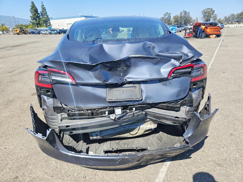 2022 Tesla Model 3 მანქანა იყიდება აუქციონზე, vin: 5YJ3E1EA0NF350100, აუქციონის ნომერი: 55618886