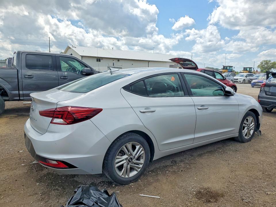 2019 Hyundai Elantra მანქანა იყიდება აუქციონზე, vin: KMHD84LFXKU874901, აუქციონის ნომერი: 56545826