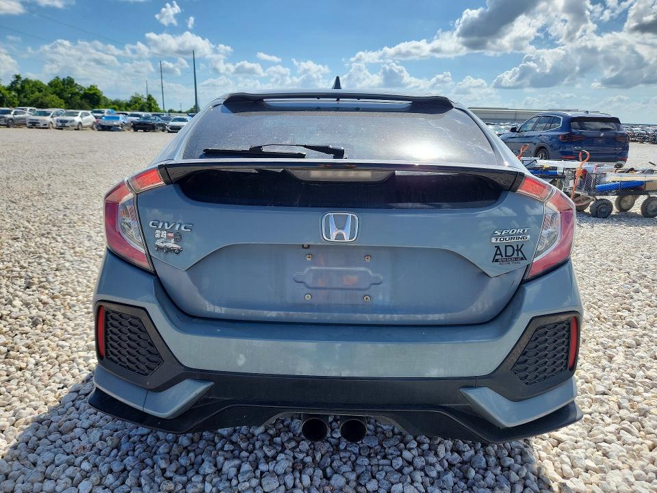 57047746 :رقم المزاد ، SHHFK7H99HU222662 vin ، 2017 Honda Civic مزاد بيع