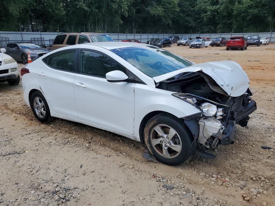 58267216 :رقم المزاد ، 5NPDH4AE7FH556927 vin ، 2015 Hyundai Elantra مزاد بيع