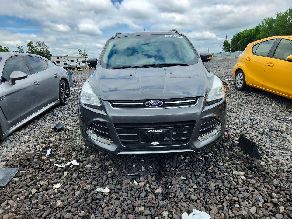 58109546 :رقم المزاد ، 1FMCU9J95FUA89533 vin ، 2015 Ford Escape مزاد بيع