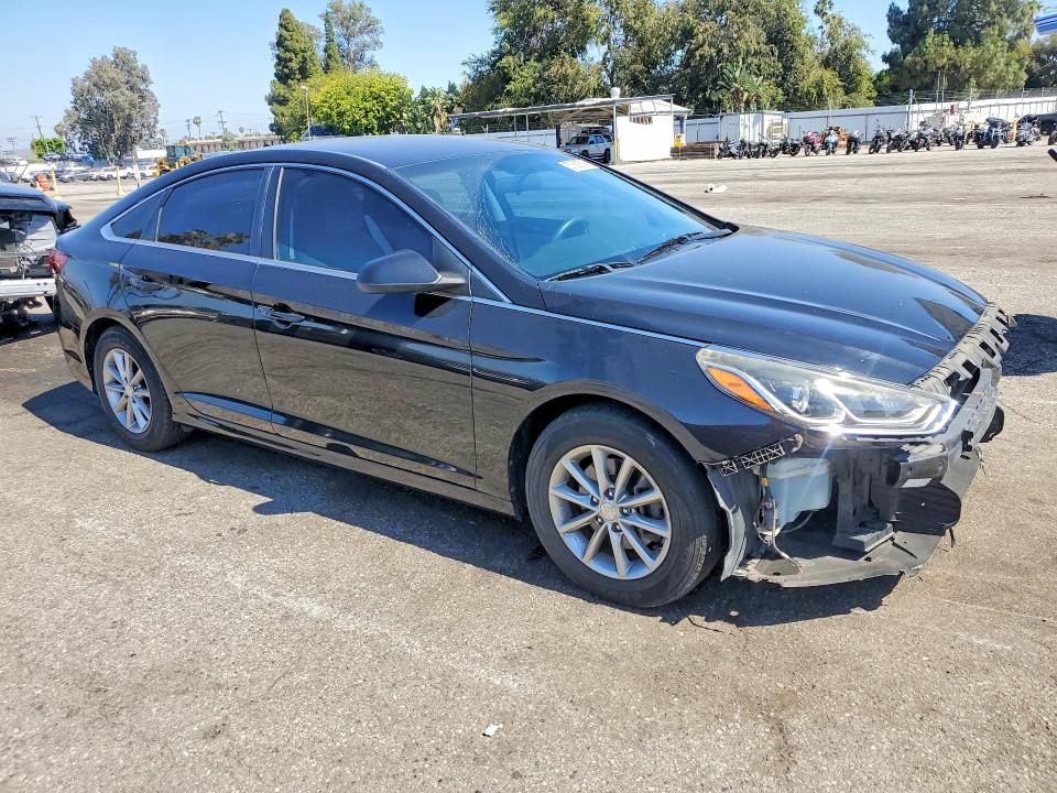 2018 Hyundai Sonata მანქანა იყიდება აუქციონზე, vin: 5NPE24AF9JH680494, აუქციონის ნომერი: 57869736