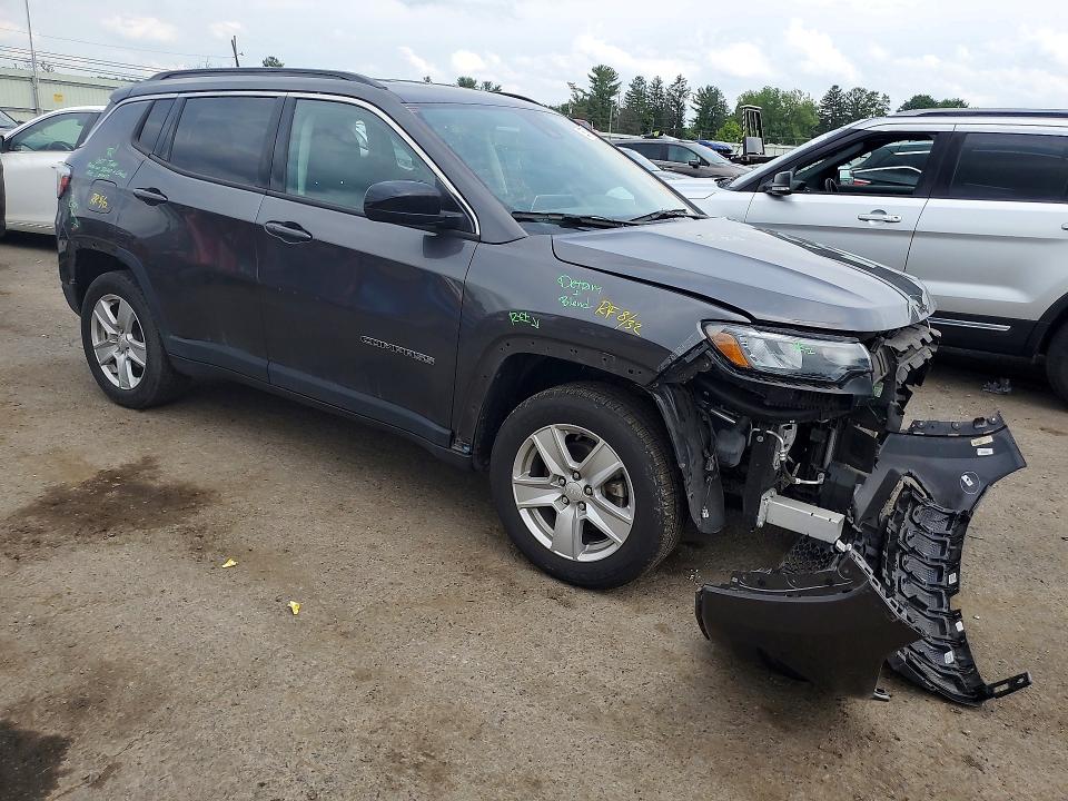 58748836 :رقم المزاد ، 3C4NJDBB4NT209549 vin ، 2022 Jeep Compass مزاد بيع