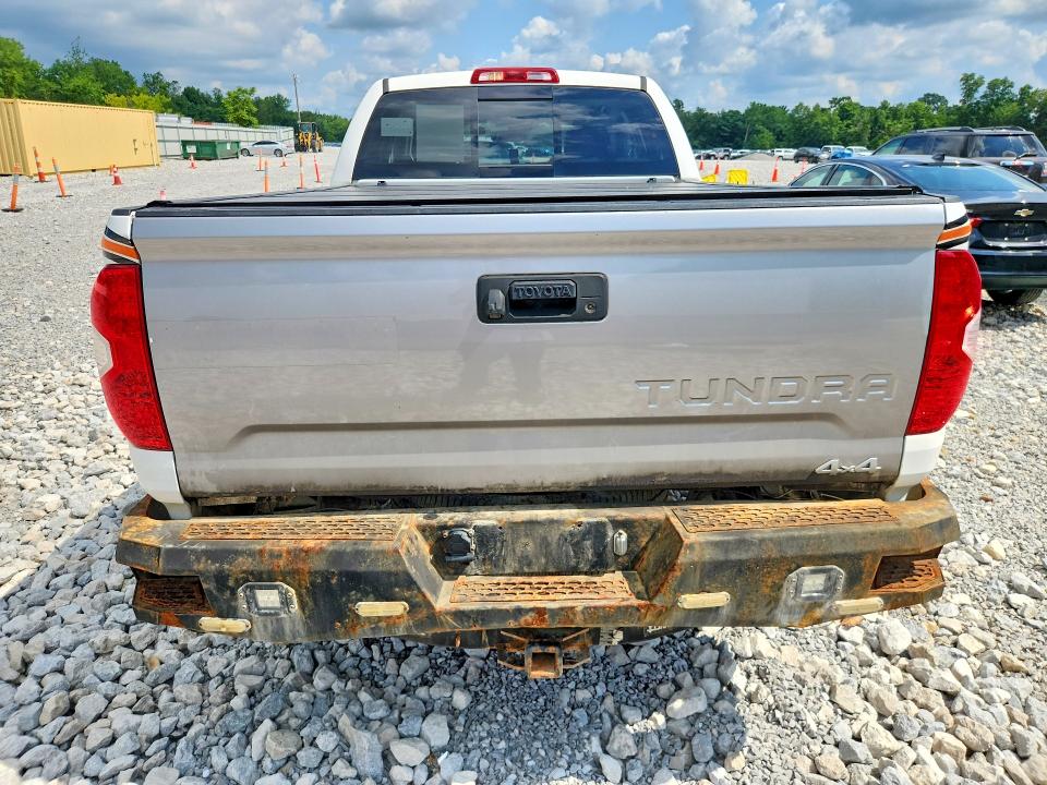 59102006 :رقم المزاد ، 5TFUM5F11KX080261 vin ، 2019 Toyota Tundra مزاد بيع