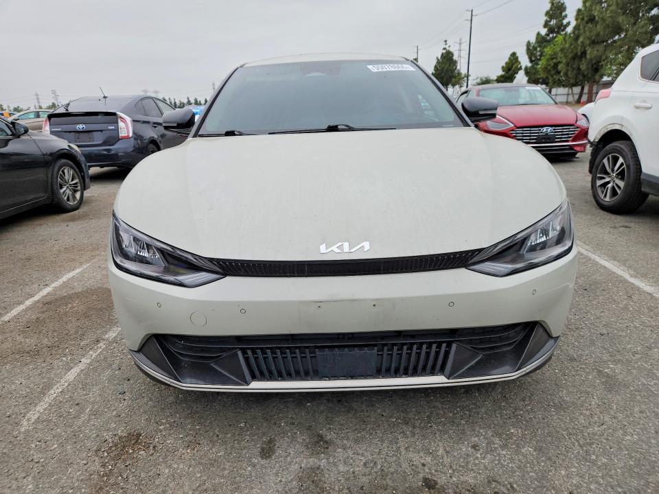 2022 Kia Ev6 მანქანა იყიდება აუქციონზე, vin: KNDC34LA8N5045472, აუქციონის ნომერი: 55078066