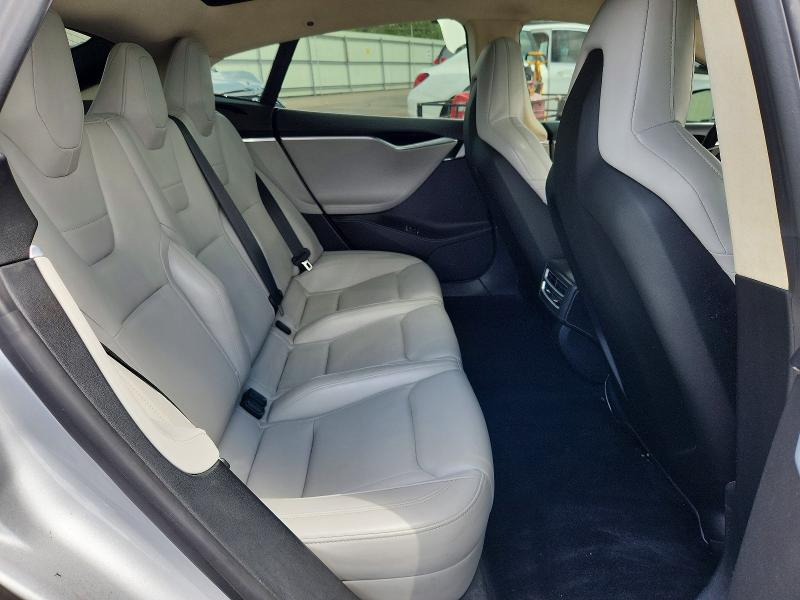 Продажа на аукционе авто 2015 Tesla Model S, vin: 5YJSA1H22FFP69885, номер лота: 57190626