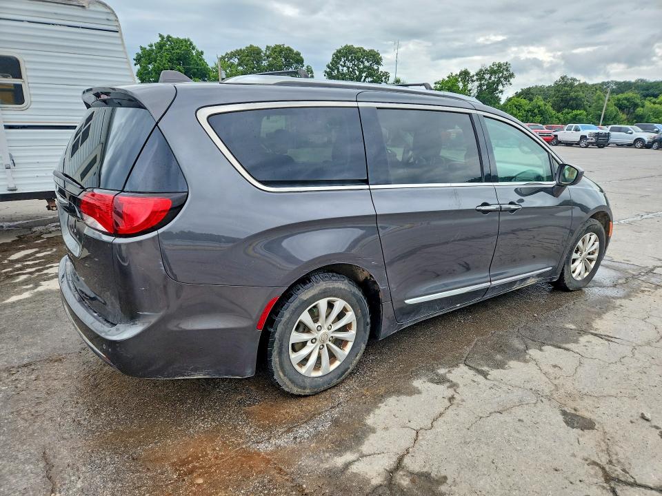 2018 Chrysler Pacifica მანქანა იყიდება აუქციონზე, vin: 2C4RC1BG9JR119901, აუქციონის ნომერი: 55165726