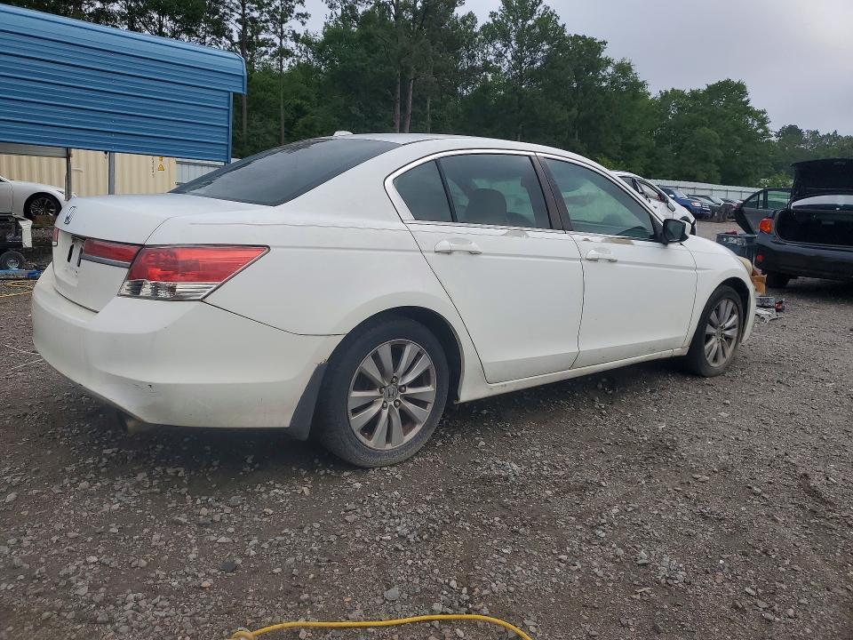 2011 Honda Accord მანქანა იყიდება აუქციონზე, vin: 1HGCP2F80BA036612, აუქციონის ნომერი: 55603186