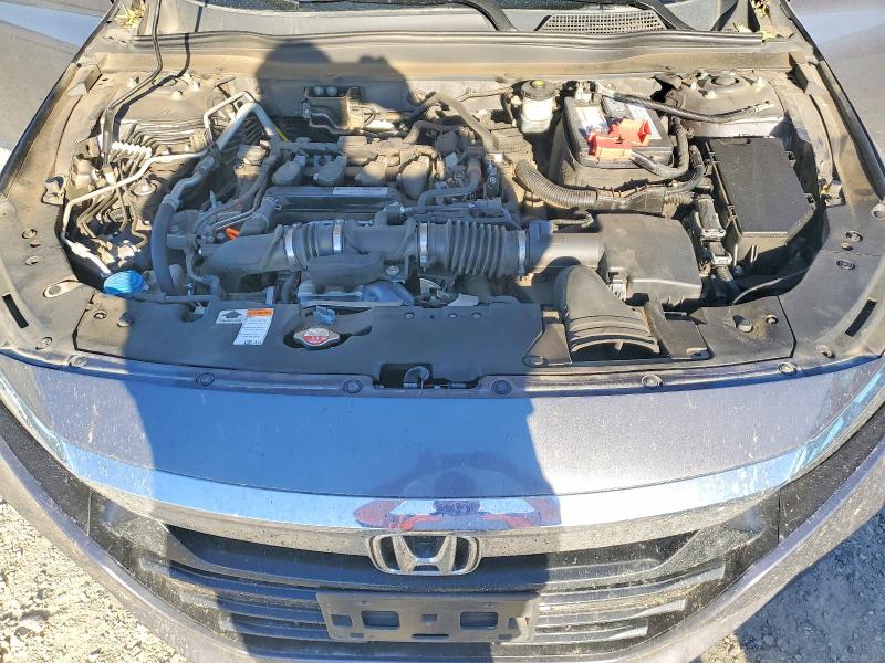 56855476 :رقم المزاد ، 1HGCV1F14JA109370 vin ، 2018 Honda Accord مزاد بيع