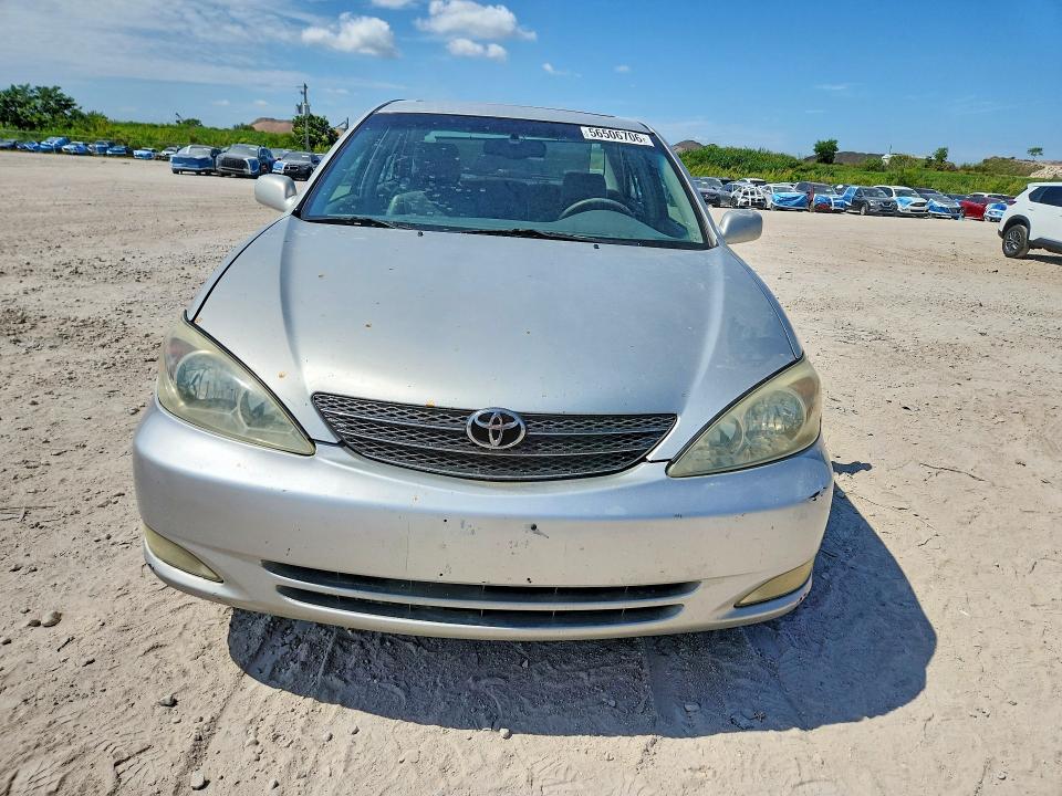 2003 Toyota Camry მანქანა იყიდება აუქციონზე, vin: 4T1BE32K33U780269, აუქციონის ნომერი: 56506706