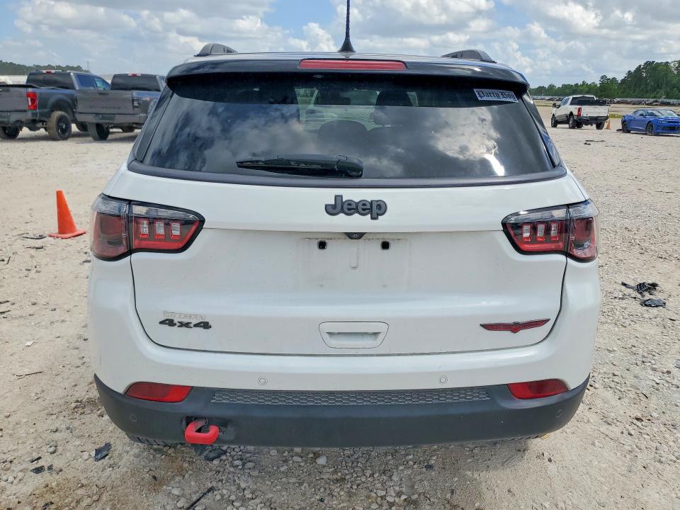 Продаж на аукціоні авто 2022 Jeep Compass, vin: 3C4NJDDB3NT130659, номер лоту: 57142446