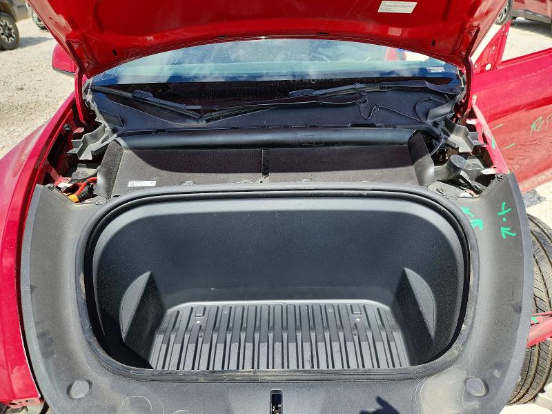 57079616 :رقم المزاد ، 7SAYGAEE6NF350835 vin ، 2022 Tesla Model Y مزاد بيع