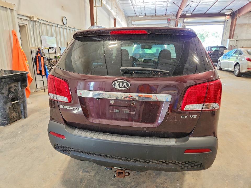 2011 Kia Sorento მანქანა იყიდება აუქციონზე, vin: 5XYKUDA21BG183071, აუქციონის ნომერი: 57669666