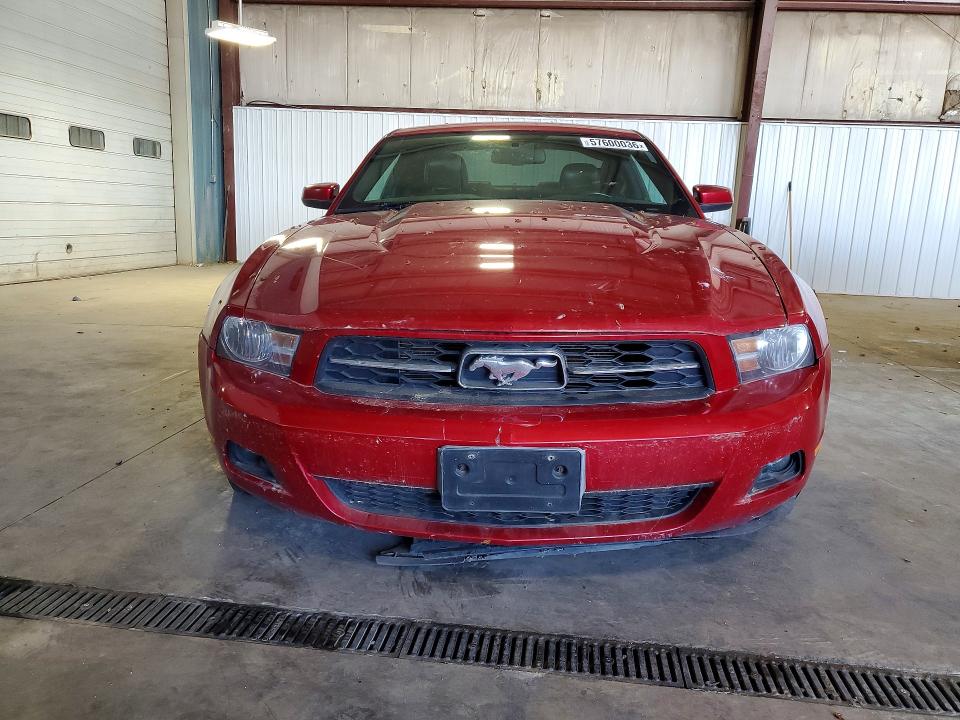 2010 Ford Mustang მანქანა იყიდება აუქციონზე, vin: 1ZVBP8ANXA5153838, აუქციონის ნომერი: 57600036