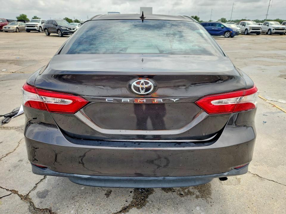 56103566 :رقم المزاد ، 4T1B11HK7KU248920 vin ، 2019 Toyota Camry مزاد بيع
