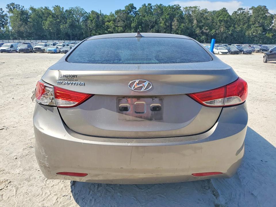 2013 Hyundai Elantra მანქანა იყიდება აუქციონზე, vin: 5NPDH4AE5DH448108, აუქციონის ნომერი: 58705596