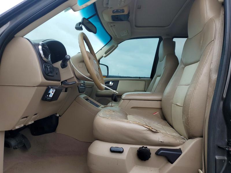 2005 Ford Expedition მანქანა იყიდება აუქციონზე, vin: 1FMFU17585LA97617, აუქციონის ნომერი: 56585756