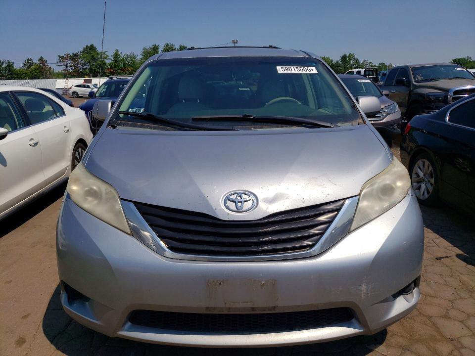 Aukcja sprzedaży 2011 Toyota Sienna, vin: 5TDJK3DC1BS027681, numer aukcji: 59015606