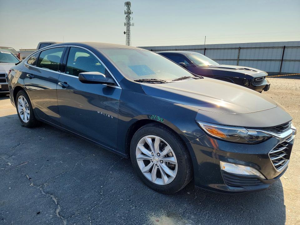 Продажа на аукционе авто 2020 Chevrolet Malibu, vin: 1G1ZD5ST2LF092710, номер лота: 57432706