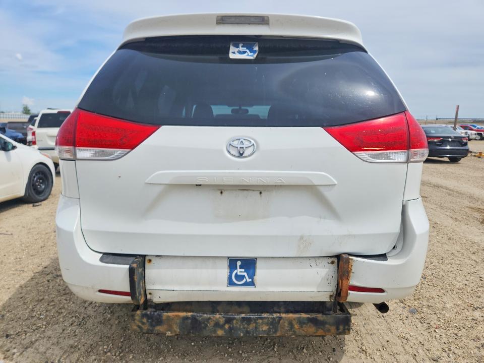 2013 Toyota Sienna მანქანა იყიდება აუქციონზე, vin: 5TDKK3DC5DS356813, აუქციონის ნომერი: 56534756