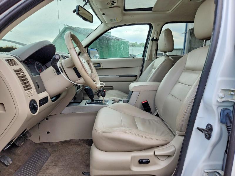 55619796 :رقم المزاد ، 1FMCU93138KE29185 vin ، 2008 Ford Escape مزاد بيع