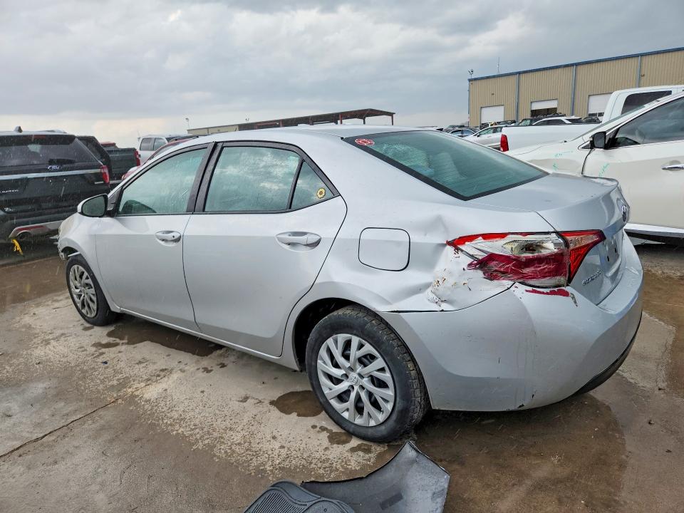 Продажа на аукционе авто 2017 Toyota Corolla, vin: 5YFBURHE8HP600008, номер лота: 55858026