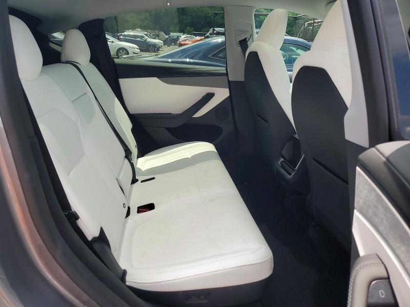 Продаж на аукціоні авто 2026 Tesla Model Y, vin: 7SAYGDEEXTA382585, номер лоту: 56483606
