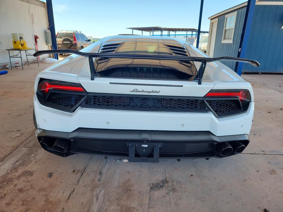 57928996 :رقم المزاد ، ZHWUC2ZF3JLA10432 vin ، 2018 Lamborghini Huracan مزاد بيع
