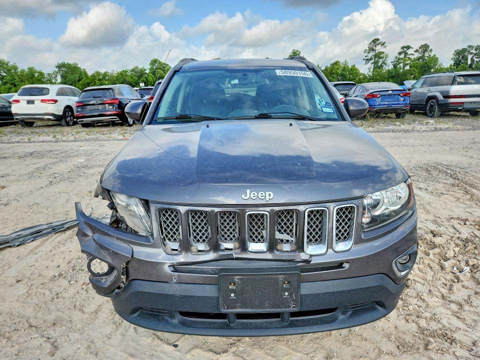 58950156 :رقم المزاد ، 1C4NJDEB9HD126981 vin ، 2017 Jeep Compass مزاد بيع