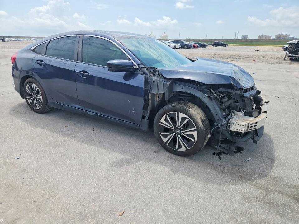 58468356 :رقم المزاد ، JHMFC1F33JX023871 vin ، 2018 Honda Civic مزاد بيع
