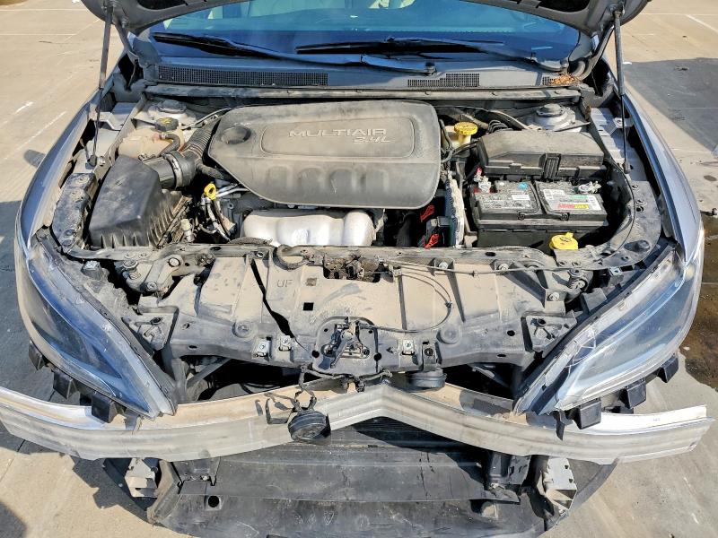 2015 Chrysler 200 მანქანა იყიდება აუქციონზე, vin: 1C3CCCAB6FN538224, აუქციონის ნომერი: 58153326