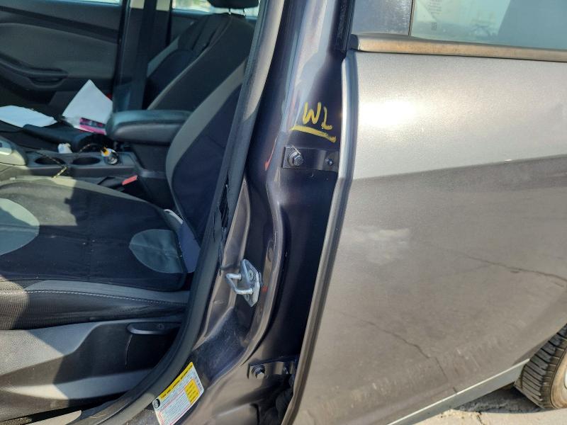 2013 Ford Focus მანქანა იყიდება აუქციონზე, vin: 1FADP3F27DL311832, აუქციონის ნომერი: 58797836