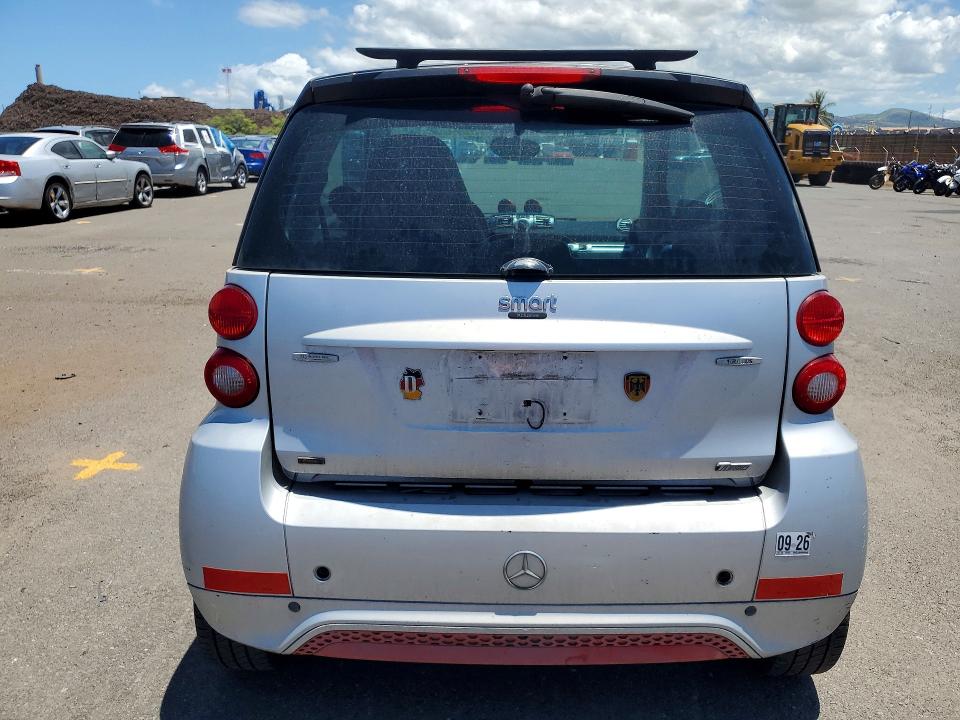 57528936 :رقم المزاد ، WMEEJ3BA5DK683402 vin ، 2013 Smart Fortwo مزاد بيع