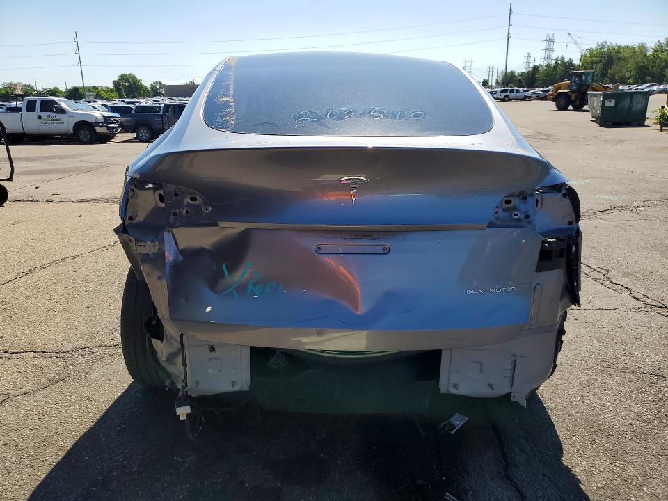 2024 Tesla Model Y მანქანა იყიდება აუქციონზე, vin: 7SAYGDEE7RF213510, აუქციონის ნომერი: 58571446