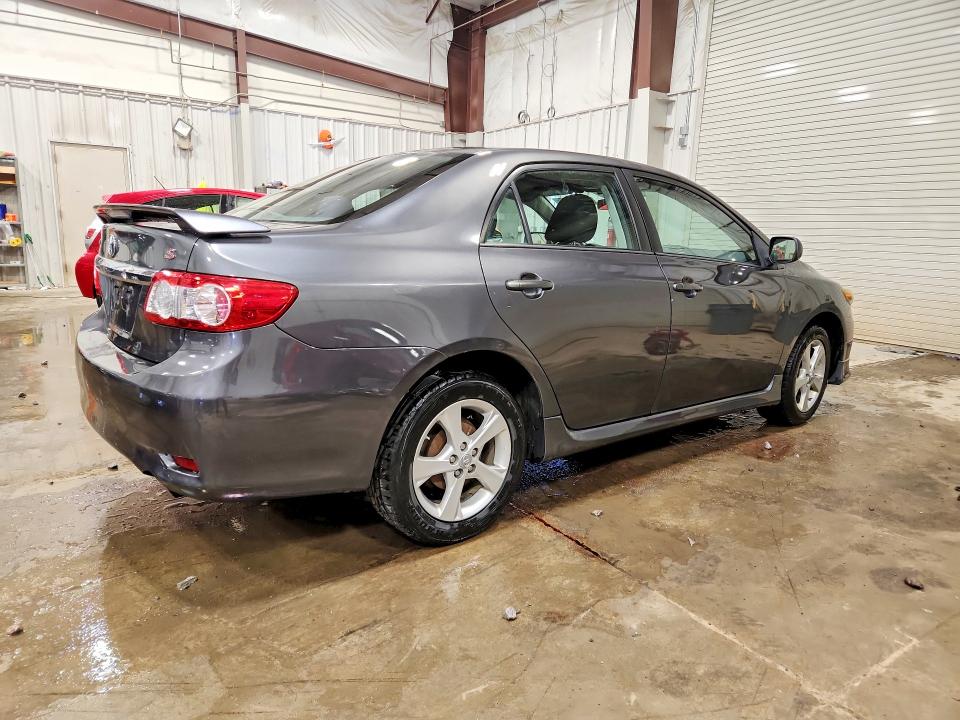 2011 Toyota Corolla მანქანა იყიდება აუქციონზე, vin: 2T1BU4EE6BC645706, აუქციონის ნომერი: 55048106