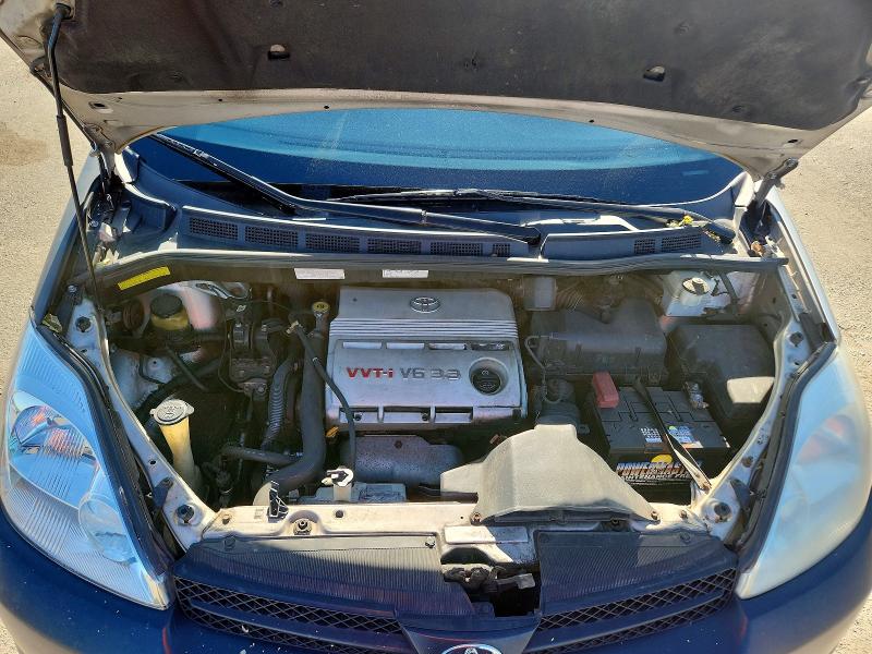 2004 Toyota Sienna მანქანა იყიდება აუქციონზე, vin: 5TDZA22C34S055052, აუქციონის ნომერი: 55649616