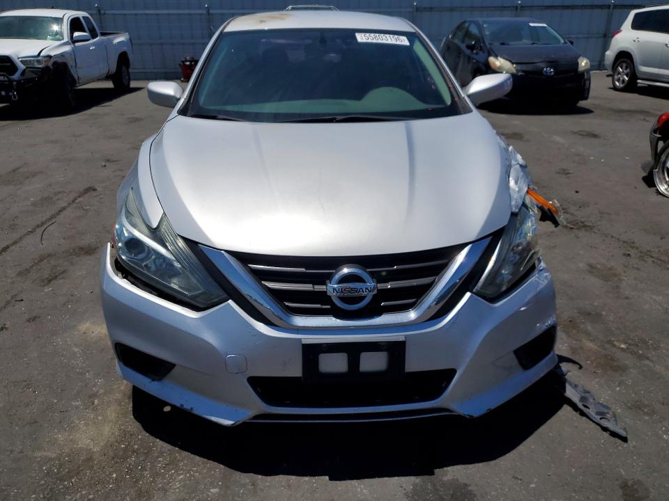 Продажа на аукционе авто 2017 Nissan Altima, vin: 1N4AL3AP1HN319064, номер лота: 55803196