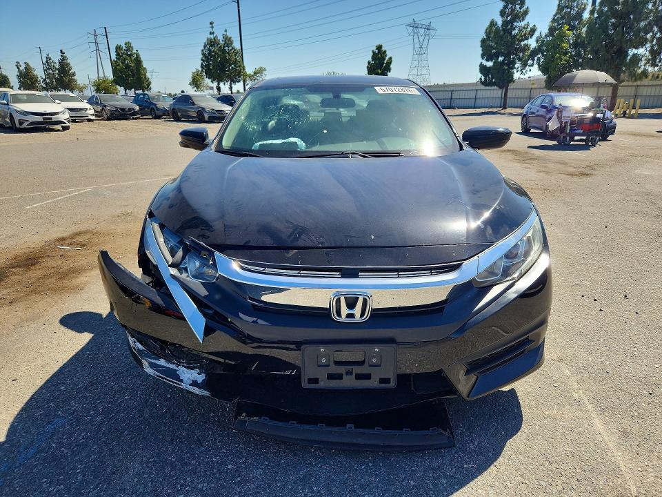 Продажа на аукционе авто 2018 Honda Civic, vin: 2HGFC2F76JH508182, номер лота: 57072876
